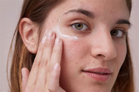 Acne Care - An Overview Of Acne Skin Care Tips - Legreillon.com