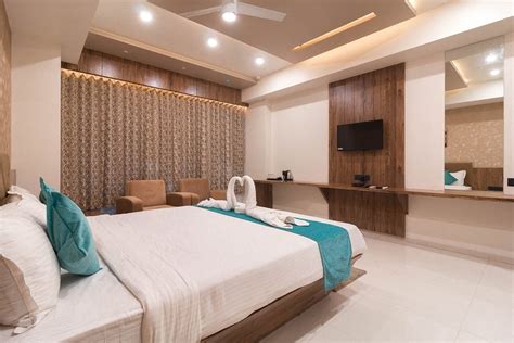 HOTEL GREEN CITY - Updated 2022 Prices (Gandhinagar, India)