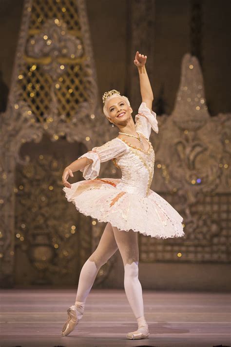 Francesca Hayward as the Sugar Plum Fairy in The Nutcracke… | Flickr