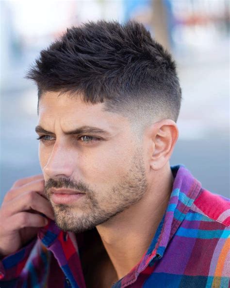 Today’s Men’s Haircuts - Trends And Ideas For 2023 - Hairstylle.com | Style Trends In 2023