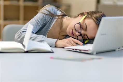 How Much Does Sleep Effect Productivity | Siesta Sleep Works