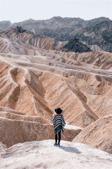 Death Valley / Death Valley Life Inside The Hottest Place On Earth : Its cause is under ...