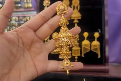 20+ Latest Bridal Gold Jhumka Designs for Stylish 2023 Looks