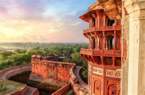 Agra Fort - A Beautiful & Historical fort in India | Indiano Travel