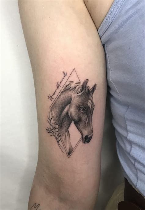 Top 100+ tatuaje de caballo - Abzlocal.mx