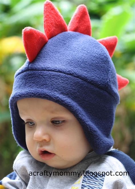 It's is getting closer to winter so my little guy needed a warm hat. I have been planning this ...