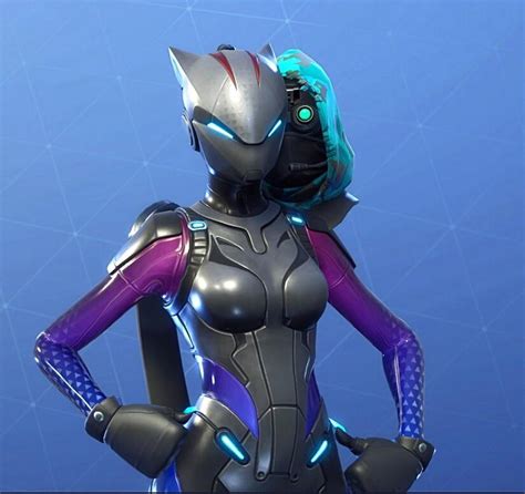 Hey Lynx, you might want to look behind you... : r/FortNiteBR