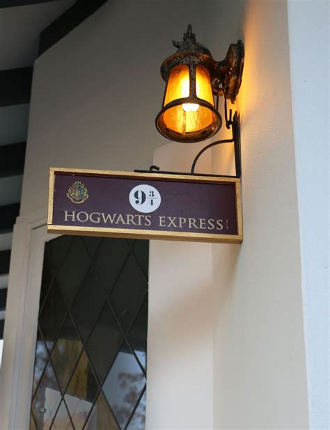 hogwarts express signage | A Harry Potter Hogwarts Dinner Party Harry ...