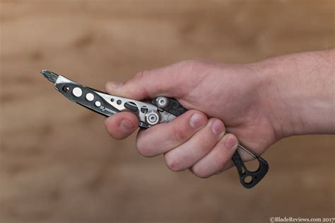 Leatherman Skeletool CX Review | BladeReviews.com