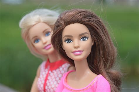 Kostenloses Foto: Puppen, Barbie, Brünette, Blondine - Kostenloses Bild auf Pixabay - 1497805