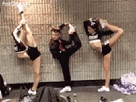 Stretching Cheerleaders GIF - Stretching Cheerleaders Let Go - Discover & Share GIFs