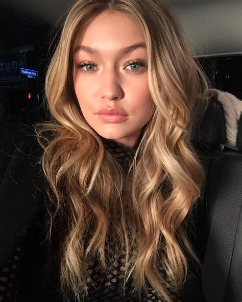 Gigi Hadid - Wikipedia