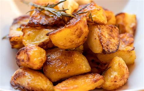 Duck Fat Roasted Potatoes - Cooking Gorgeous