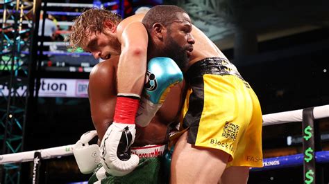 Boxing: Did Mayweather knock Logan Paul out and stop him from falling? | Marca