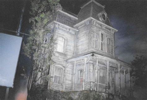 Psycho House at Universal Orlando