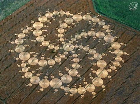 Crop Circle Milk Hill, Wiltshire 2001 | Crop circles, Fractal patterns, Fractals