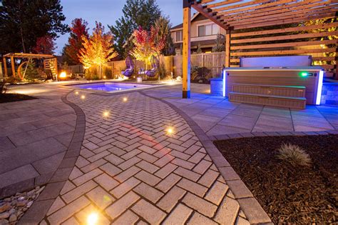 7 Beautiful DIY Hardscape Lighting Ideas | Western Interlock