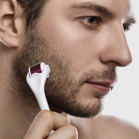 Microneedling at Home - All the Information + How to Do It