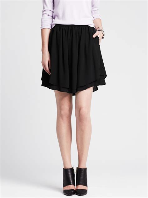 Crepe Shaped-Hem Skirt | Banana Republic