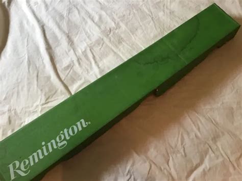 VINTAGE REMINGTON RIFLE Box ~ Model 7400 ~ Green cardboard storage box ...
