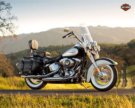 HARLEY-DAVIDSON Heritage Softail Classic (2012-2013) Specs, Performance & Photos - autoevolution