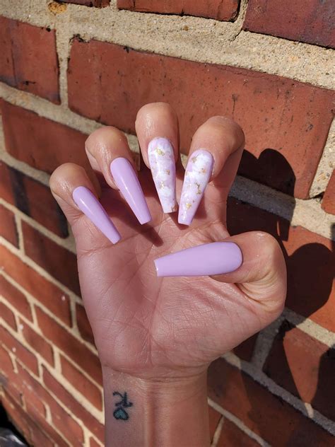 Glow in the dark nails/ Press on nails/ Purple marble nails | Etsy