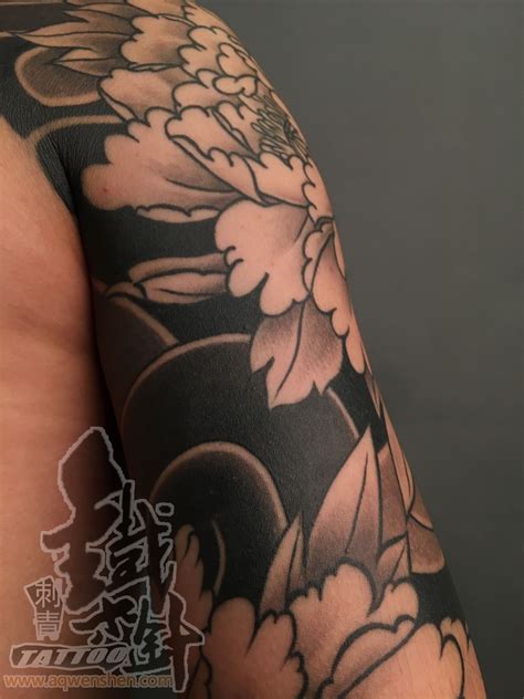 牡丹纹身Peony tattoo | Tattoos, I tattoo, Old school tattoo