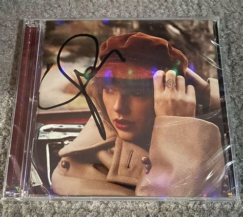 TAYLOR SWIFT RED Taylor's Version CD Signed Autograph Auto from ...