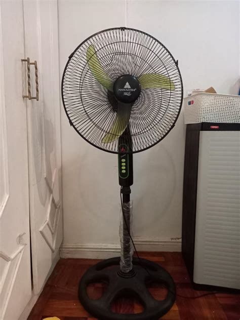 Hanabishi Electric Stand Fan 5ft 18" Windmill, Furniture & Home Living ...