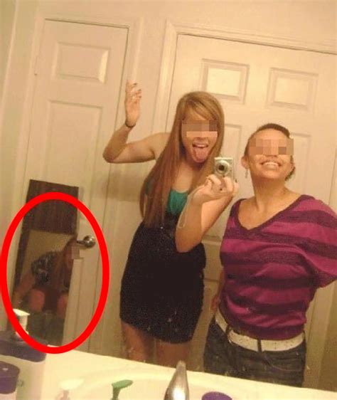 Funny Mirror Selfie Girl