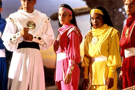 Amy Jo Johnson, Original Pink Power Ranger, Debunks Why She Skipped Reunion | Vanity Fair