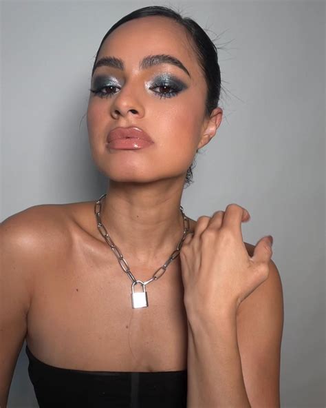 @amyserrano • Instagram photos and videos | Choker necklace, Makeup inspiration, Beauty