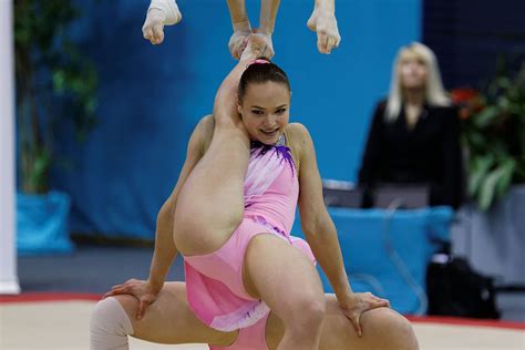 1024px-2014_Acrobatic_Gymnastics_World_Championships_-_Women's_group_-_Qualifications_-_Ukraine ...