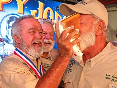 Annual Hemingway Look-Alike Contest Underway In Key West | Positive Encouraging K-LOVE