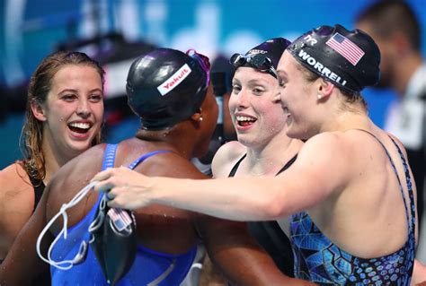 Swimming: U.S. set world record to win women’s 4×100 meters medley relay – Metro US