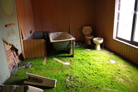 Abandoned Bathroom Free Stock Photo - Public Domain Pictures