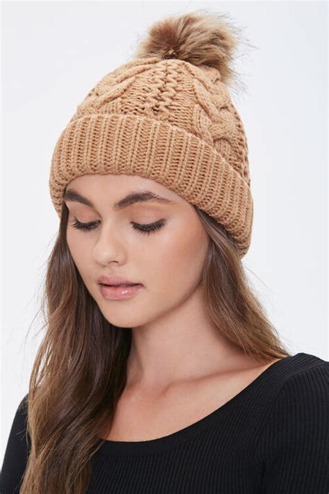 Cable Knit Pom Pom Beanie | Forever 21 | Pom beanie, Knitting, Faux fur pom pom