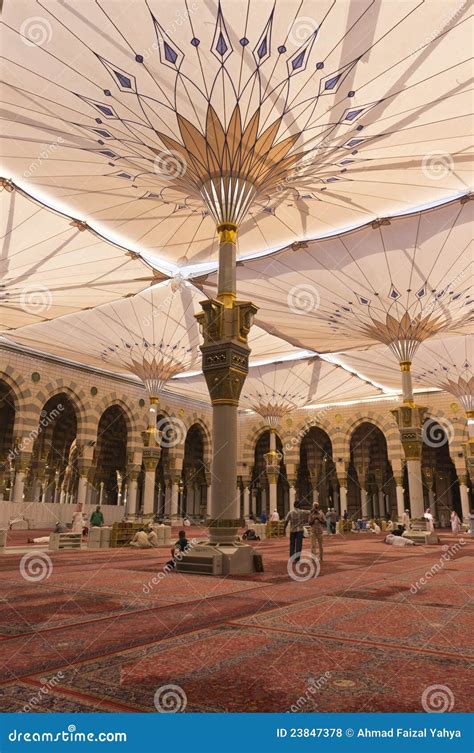 Inside Masjid Al Nabawi