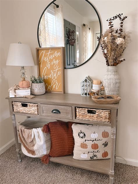 How To Decorate Your Entryway Table For Fall: Fall Entryway Table Decor ...