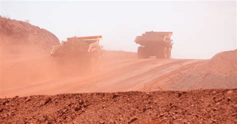 Australia has lowered its iron ore price forecast — World Steek News