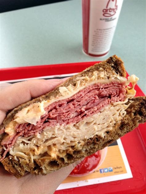 What Is On A Reuben Sandwich At Arby's? - Mastery Wiki