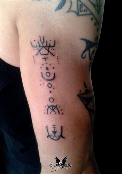 Sigils tattoo - runes tattoo - Crop circle - Black lines tattoo - Sioux Ink Tatouage Paris ...