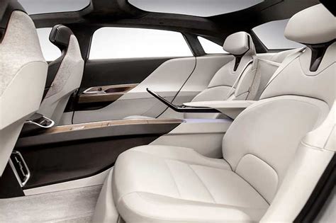 Executive Seating | Concept car design, Car interior, Car interior ...