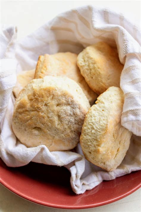 Cracker Barrel Biscuit Recipe | RecipeLion.com