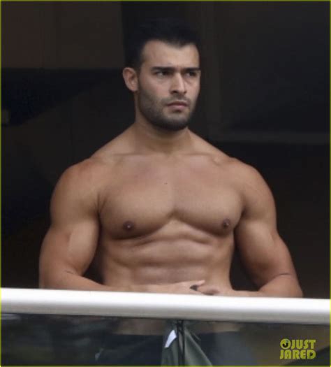 Sam Asghari Looks Ripped in New Shirtless Photos from Gym Session ...