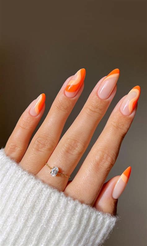 35 Cute Orange Nail Ideas To Rock in Summer : Orange Tone Swirl Almond Nails