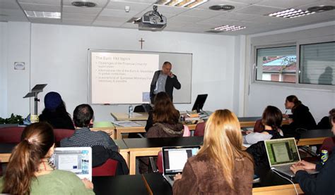 Classroom | SLU Madrid students receiving a History class in… | Flickr