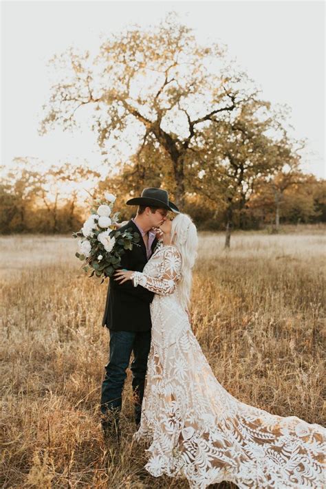 Texas Fall Wedding | Country wedding pictures, Western wedding dresses, Country wedding photos