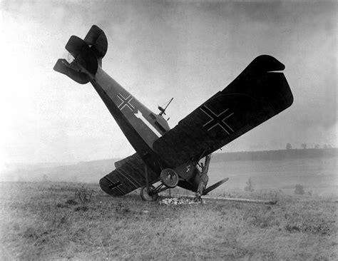 Historical Photos: WW1: Planes in battle