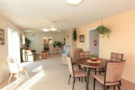 CENTURY PLAZA APARTMENT HOMES - 14 Photos - Apartments - 153 S 160th St, Burien, WA - Phone ...